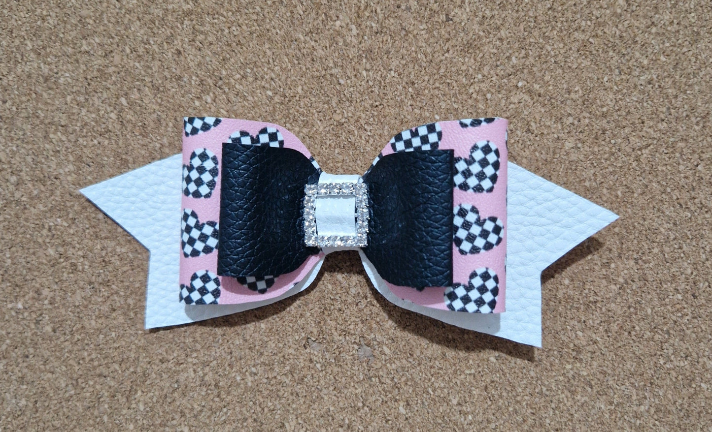 Chequered Heart Hairbow
